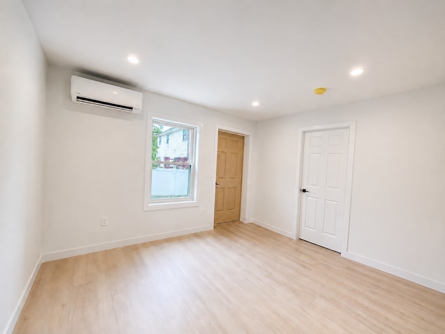 Photo - 105 Watson Ave Unidad #A