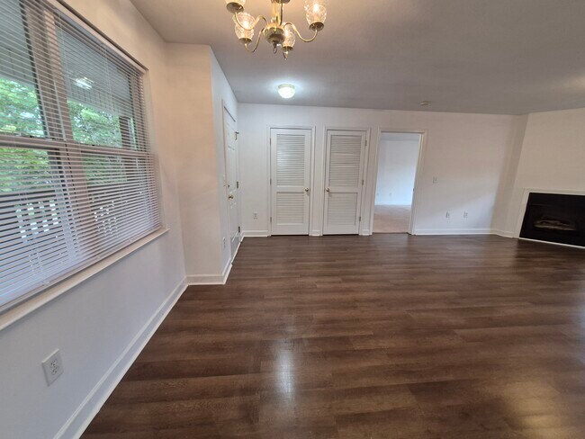207 Olde Covington Way