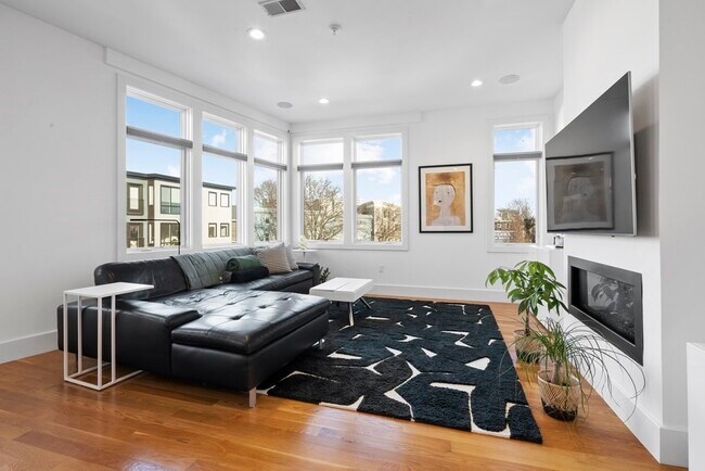 Photo - 5 Mohawk St Unit 5