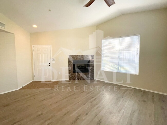 Photo - 2929 W Yorkshire Dr