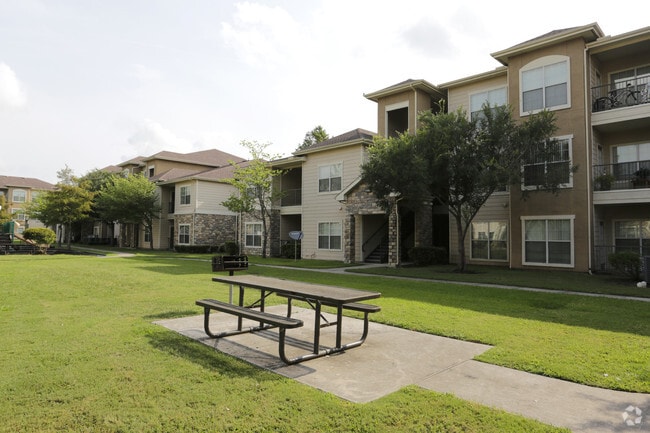 Bayview Apartments For Rent in Baytown, TX