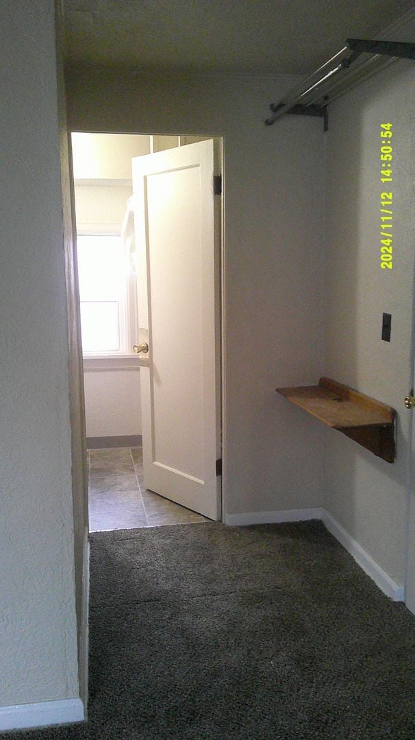 Building Photo - 2056 NW Van Buren Ave Unit 186-05 02