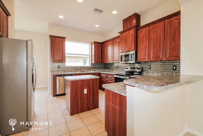 Photo - 12805 Ione Way