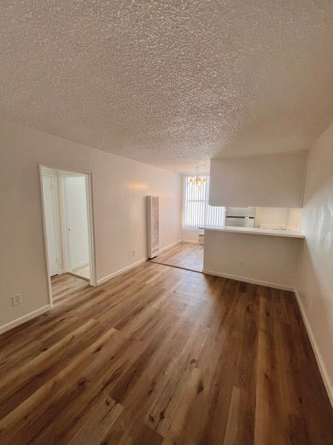 Photo - 1260 Beachwood Dr Unidad #34