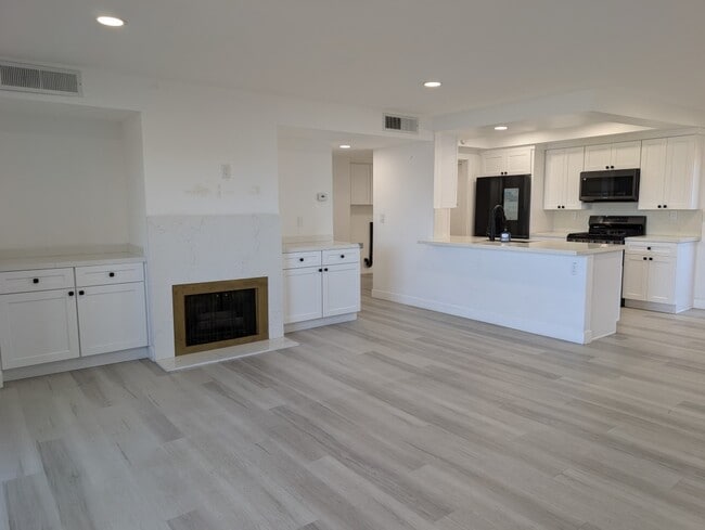 12635 Main St Unidad 221