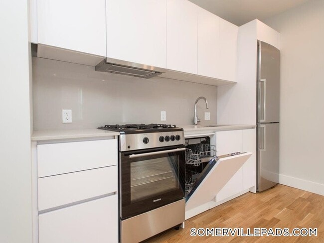 Photo - 136 Highland Ave Unit 6