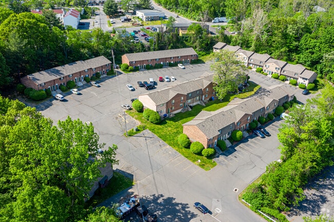 Wyndham Court Apartments