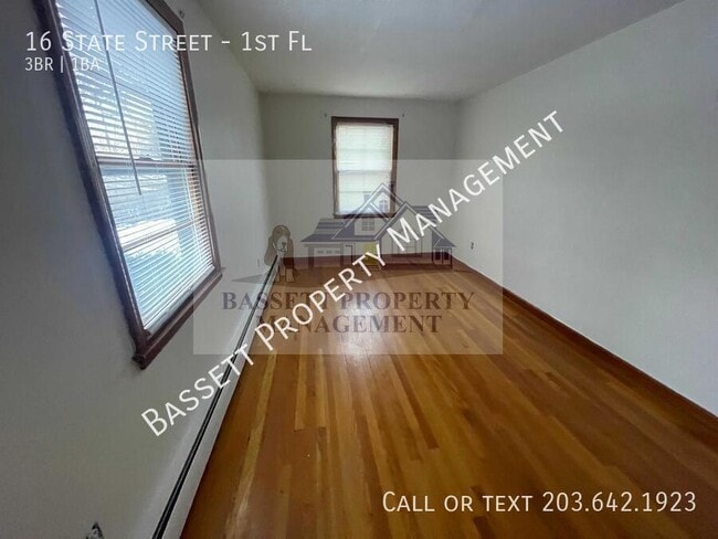 Photo - 16 State St