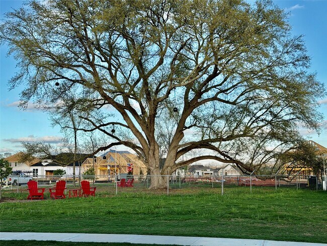 Photo - 1111 Luna Dr