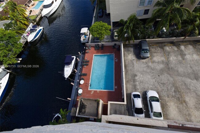 Photo - 2903 N Miami Beach Blvd Unit 806