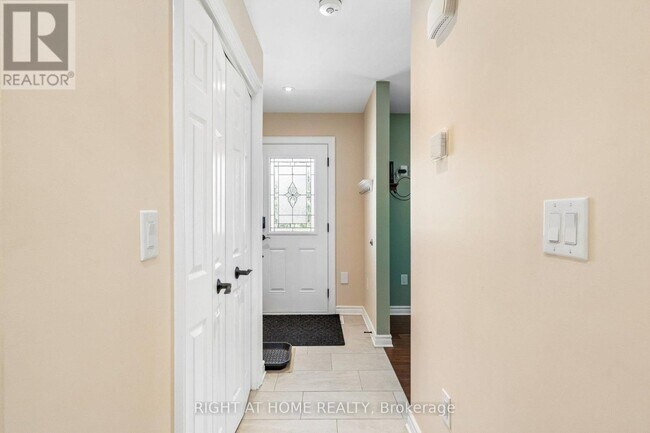 Photo - 15 King St