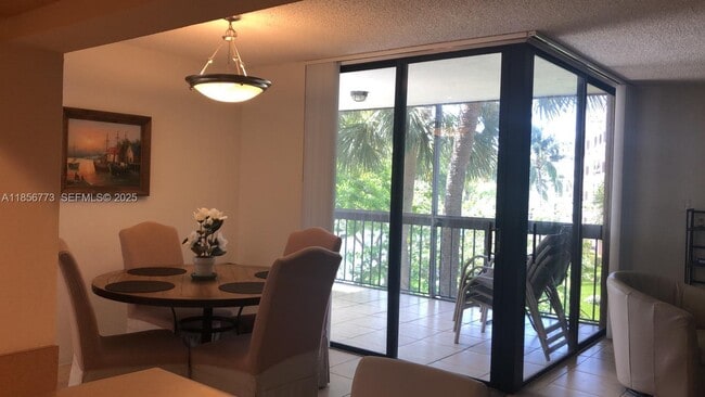 Photo - 2025 Lavers Cir Unit D310