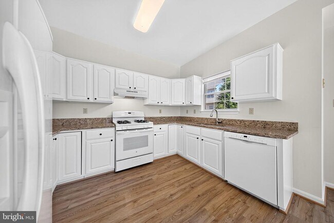 Photo - 14214 Asher View