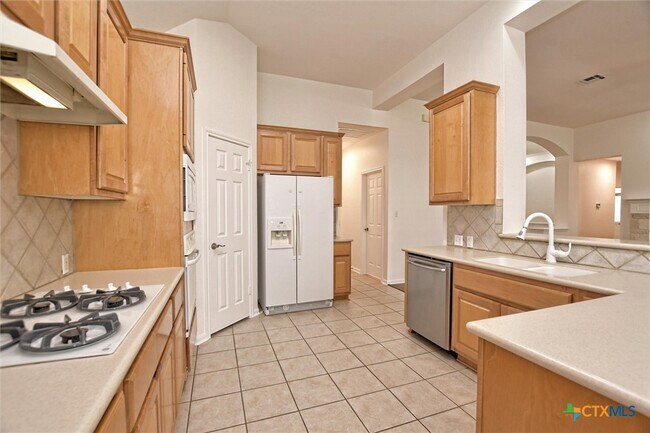 Photo - 2632 Henley Dr