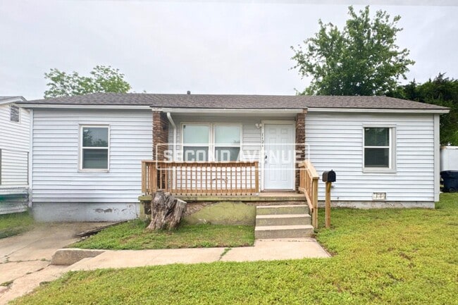 Photo - 1121 SE 18th St House