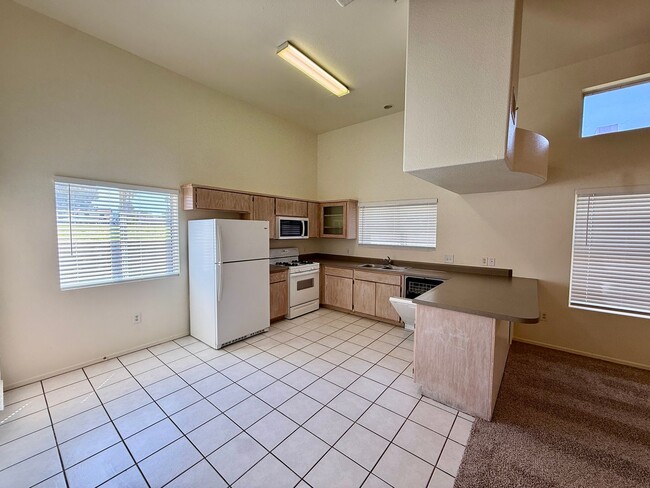 Photo - 2 Story Townhouse - Rancho Del Oro