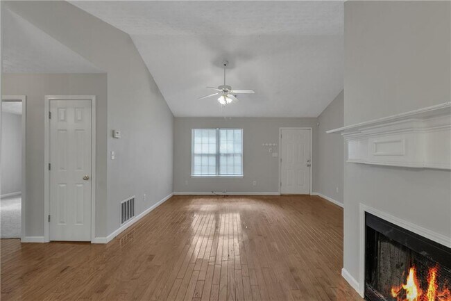 Photo - 7955 Trinity Park Dr