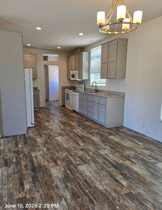 Photo - 3 bedroom 2 bath home in the country includes water electric and sewer