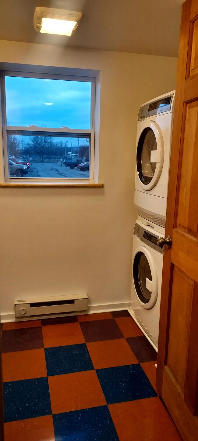 Photo - 321 N Fulton St Unit #1