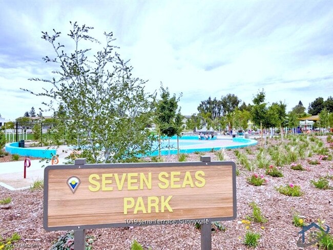 Photo - 1019 Jena Terrace