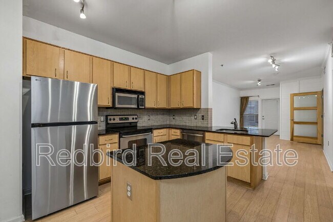 1803 Broadway Unit 211
