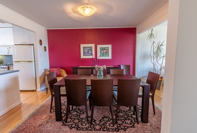 Photo - 64 Encanto Ave