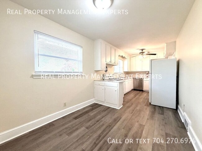 Photo - 4916 Nevin Rd