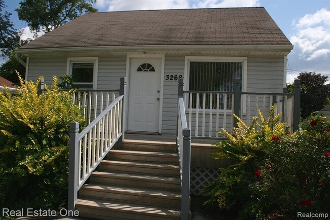 Photo - 3268 Troy Ave