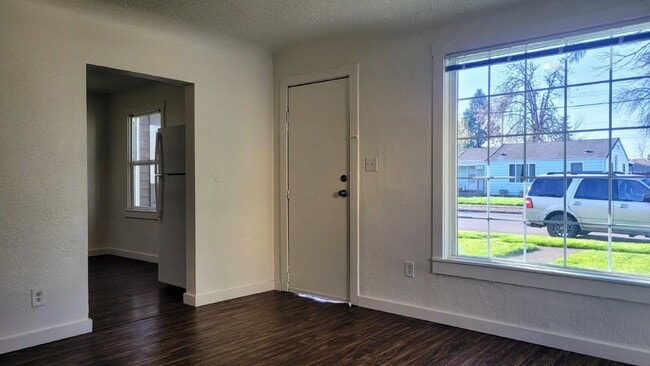 Photo - 2680 E Street