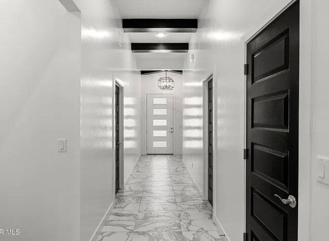 Photo - 13256 Coldham St