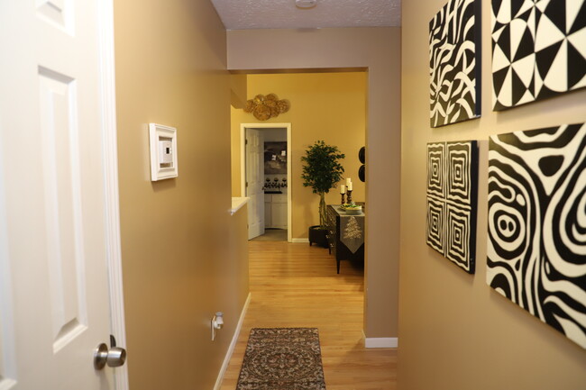 Entry way - 10124 Carnation Court Apartamentos Unidad 11