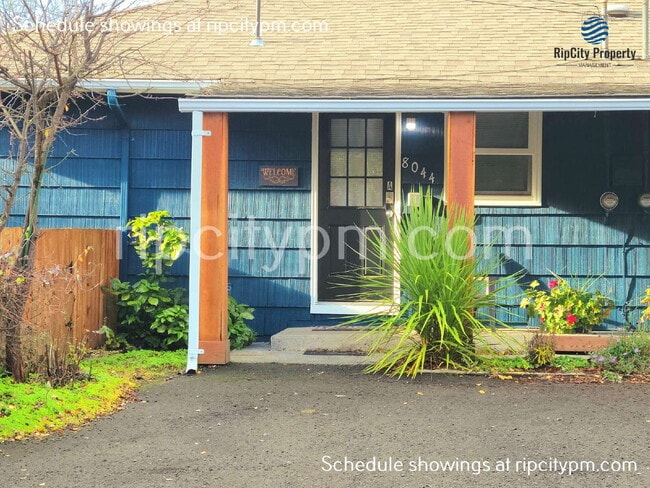 Building Photo - 8044 SW Oleson Rd