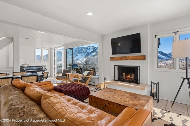 Photo - 182 Bennett Pl