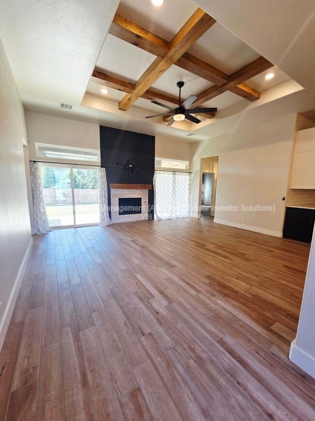 Photo - 536 E Barajas Terrace