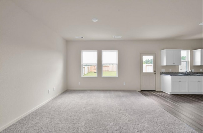 Photo - For Lease | 3 Bed, 2 Bath |1,605 Sq Ft | Chapel Run Community |