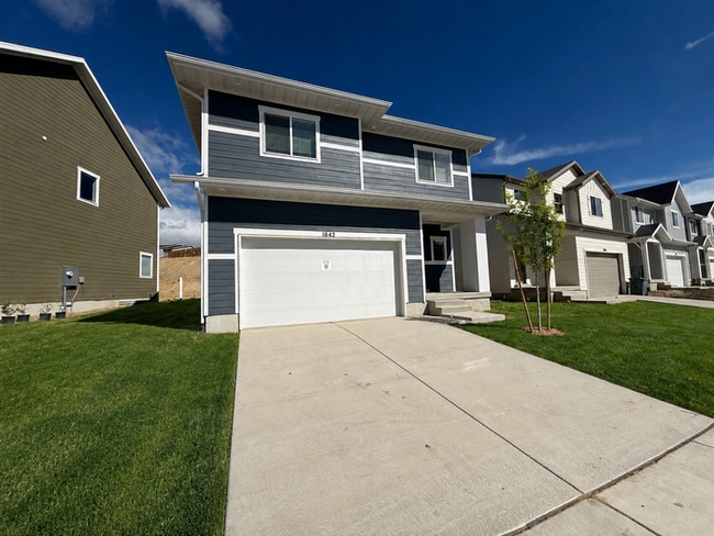 Building Photo - 1642 Blue Flax Dr