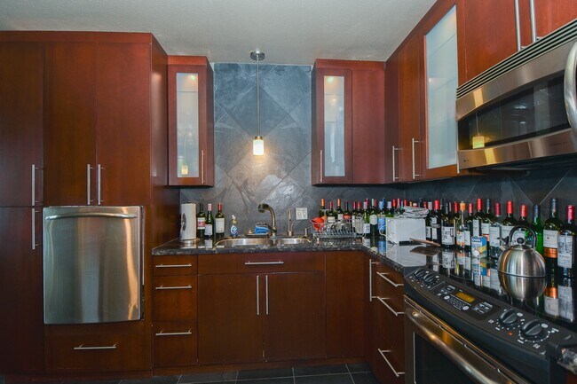Photo - 3505 Sage Rd Unit 3003