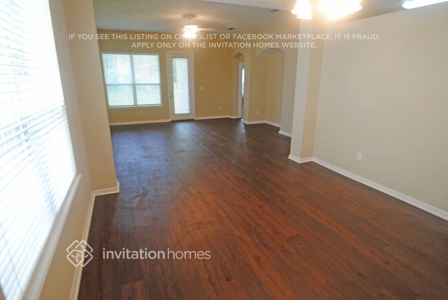 Photo - 1844 Enterprise Ave