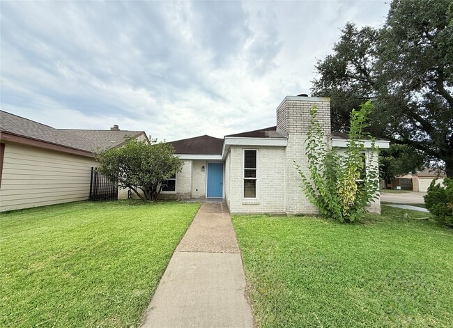 Building Photo - 11135 Bellspring Dr Rental