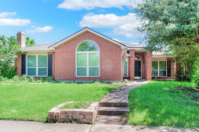 4433 San Fernando Ln