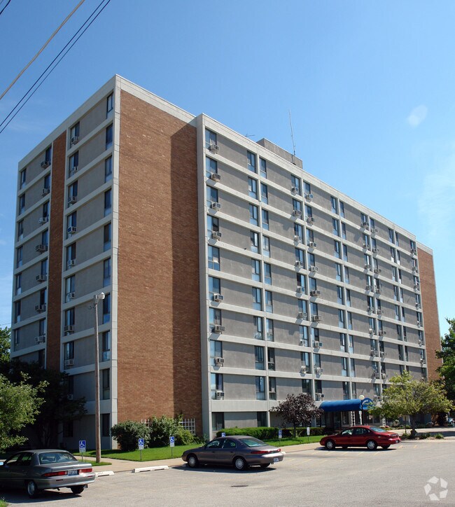 Ridgewood Towers
