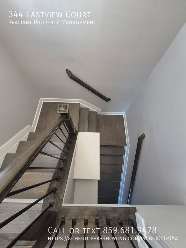 Photo - 344 Eastview Ct