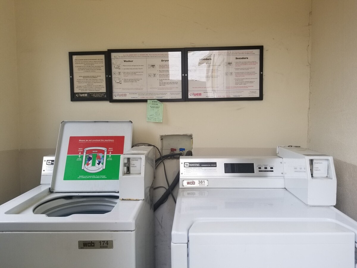 Photo - 1226 Gower N St Unidad 2