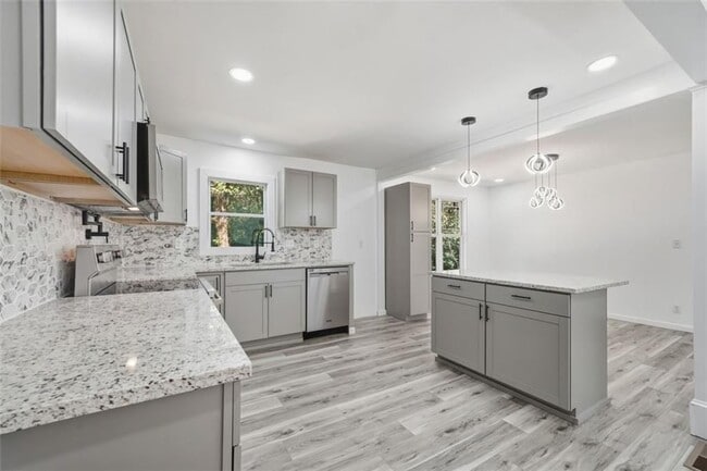 Photo - 3920 Wedgefield Cir