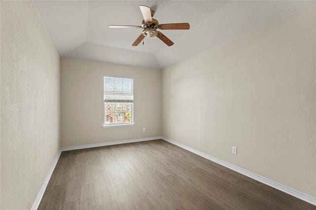 Photo - 2008 Spotted Ct