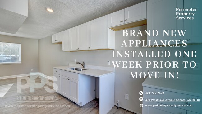 Photo - 390 W Lake Ave NW