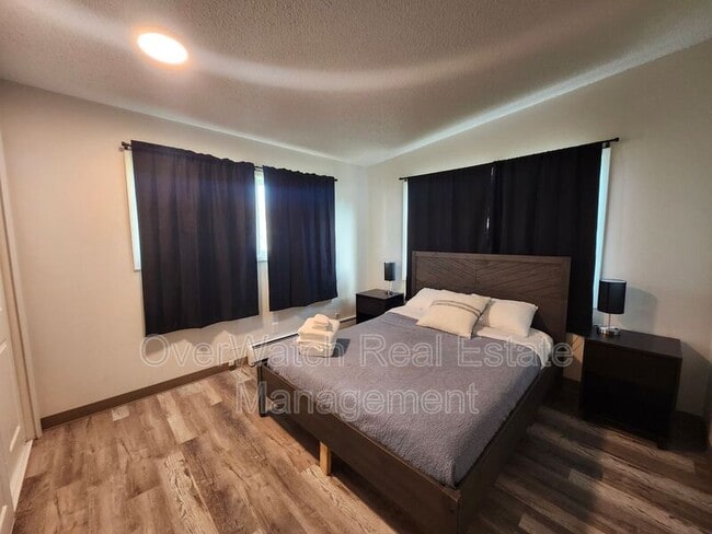 Photo - 3105 W 33rd Ave