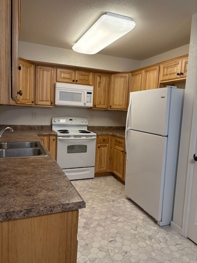 Photo - 2 Bedroom 1 Bath Lower Level Unit in Villa...