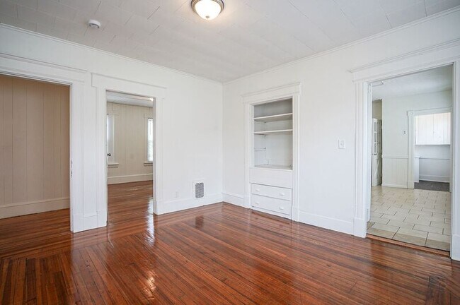Photo - 529-531-531 Armory St Unit 2