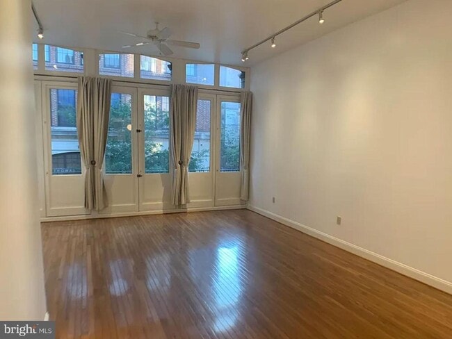 Photo - 261 N 3rd St Unit 2